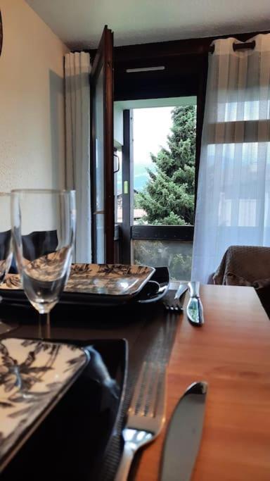 Super Appartement Cocooning Vu Mont Blanc Саланш Екстериор снимка